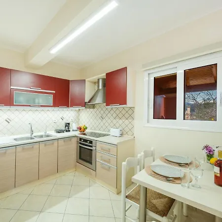 Hill Apartment
