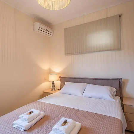 Hill Apartment Kanali (Corfu)